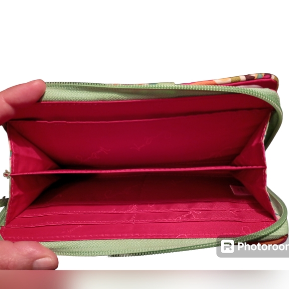 Vera Bradley Turn Lock Wallet"Tutti-frutti" pattern Paisley. Multiple colors. - Picture 5 of 7